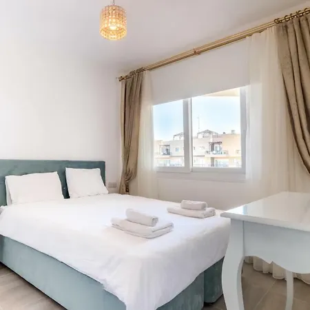 Cherry With Sea View Apartament